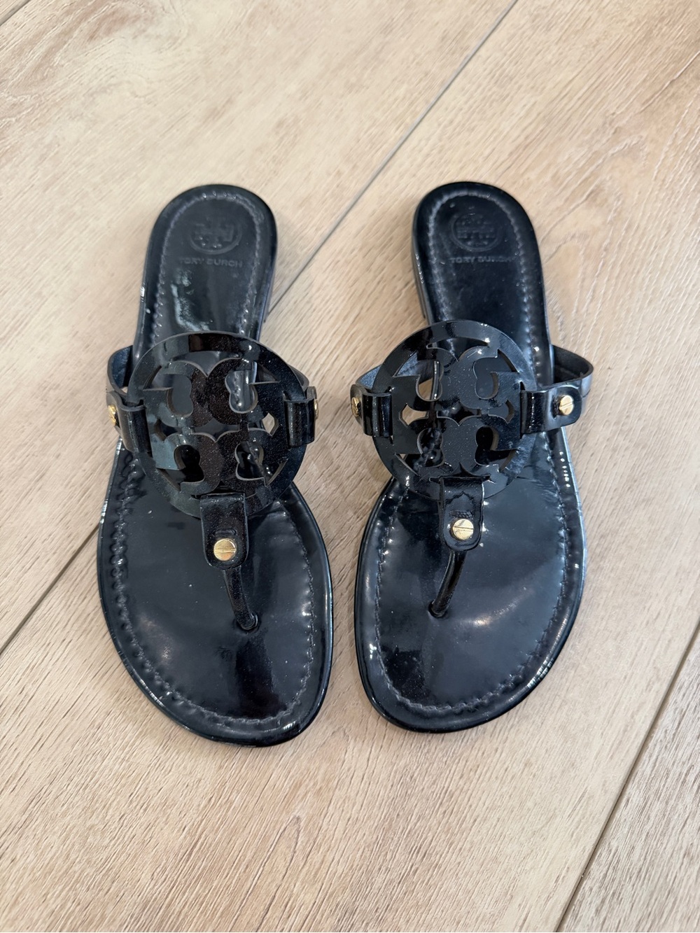 Tory Burch Black Patent Miller Logo Thong Sandals